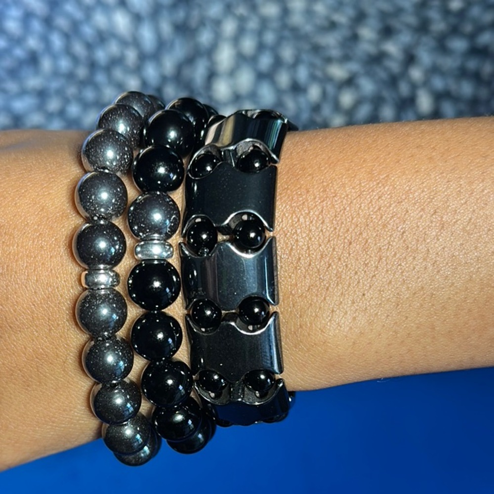 Black and Silver Beaded Bracelets Set